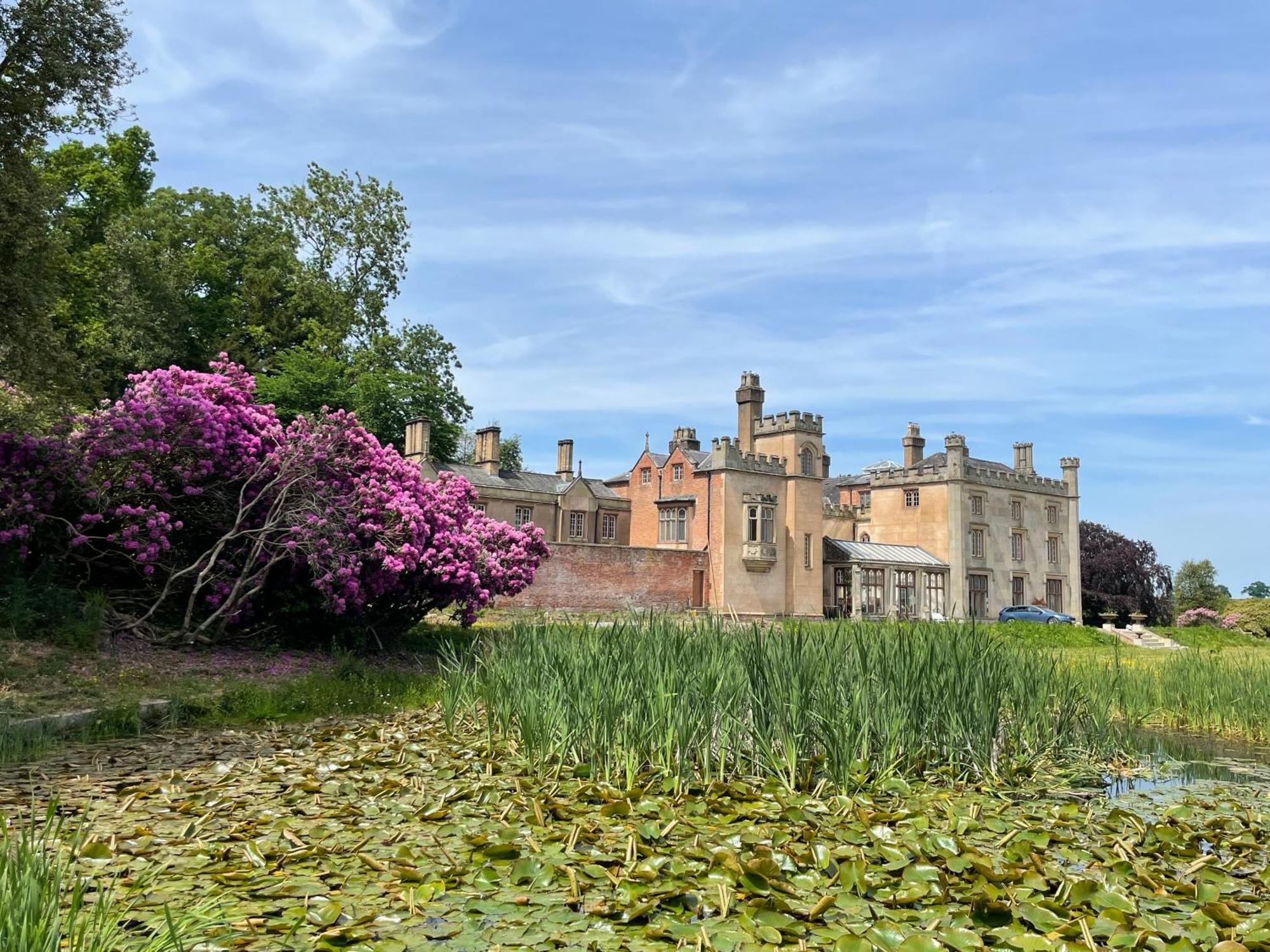 Llanerchydol Hall Suites Welshpool Exterior photo